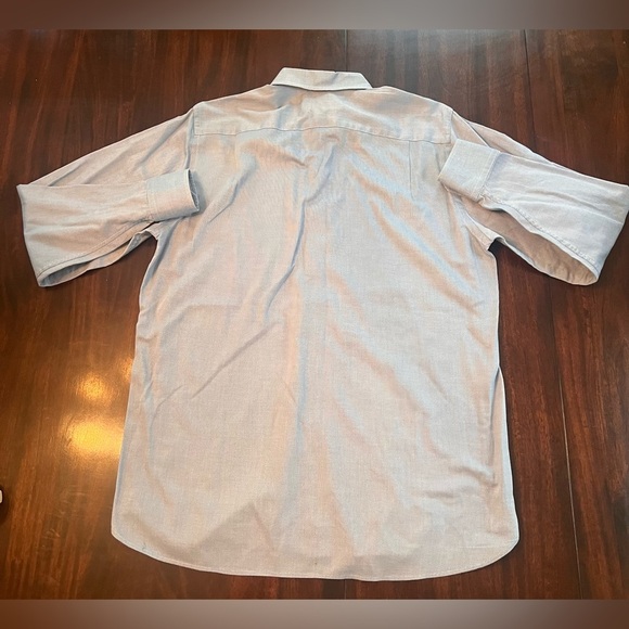 Southern Tide Men’s Blue Button Down Shirt - Medium - Picture 9 of 9